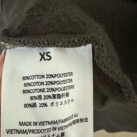 Essentials hoodie - Picture 2 of 3